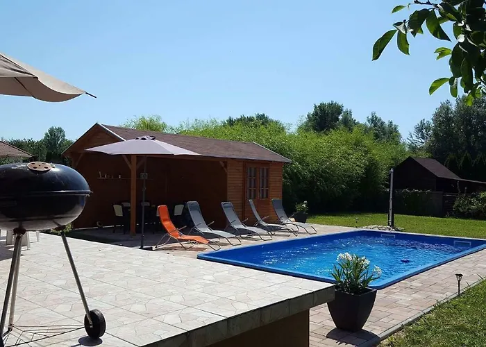 Balaton Gyenes Villa